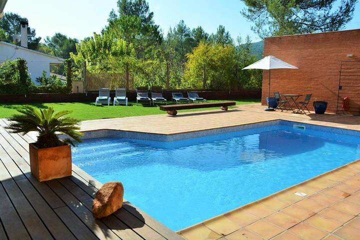 Casa rural para 12 personas, con jardín y piscina, Familias con niños en Garraf - 2