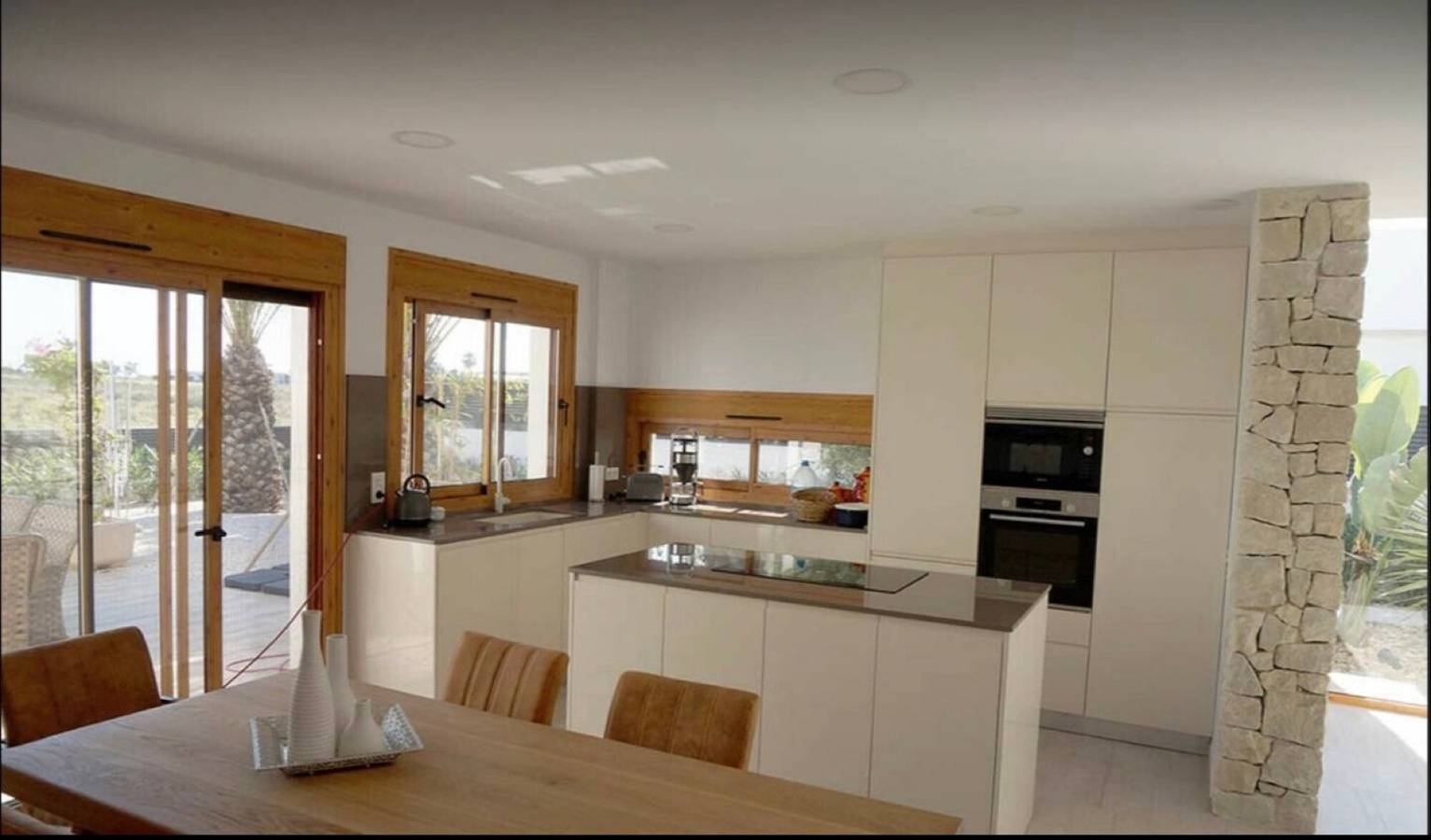 Villa 'Luxusvilla Laescuera' with Mountain View, Wi-Fi and Air Conditioning in San Fulgencio, Costa Blanca