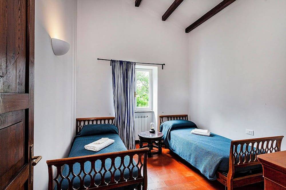 Portofino coast, private villa with garden and sea views in Santa Margherita Ligure, Parc Naturel Régional de Portofino