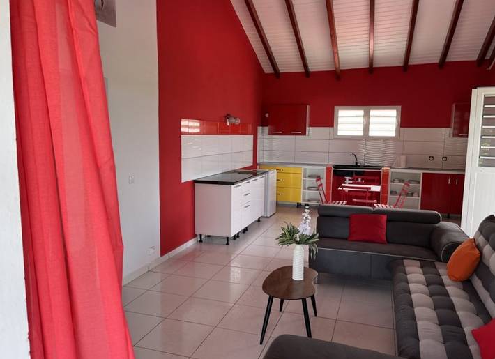 Gîte pour 8 personnes, avec jardin