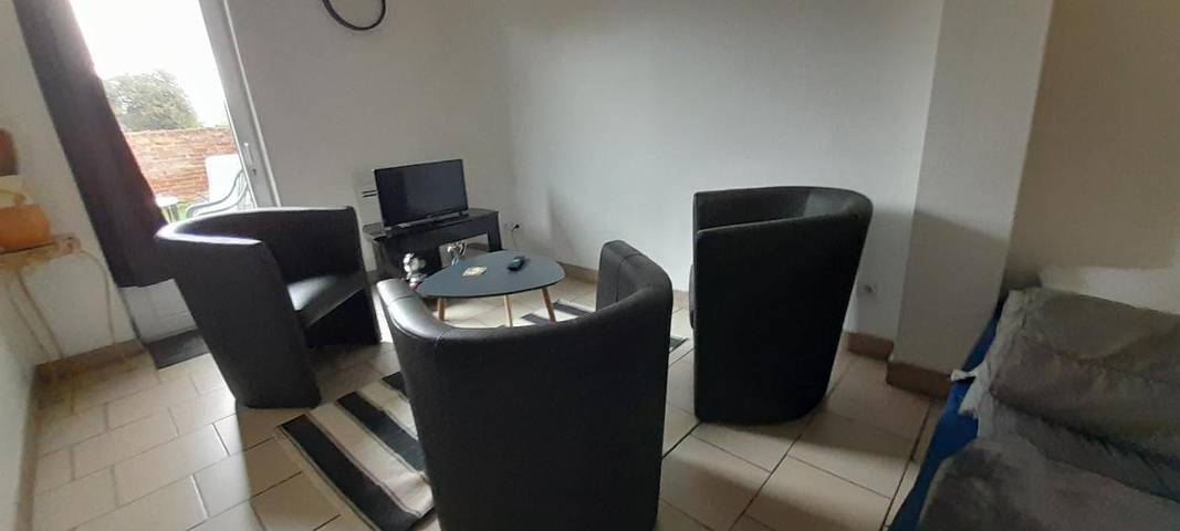 Gîte pour 3 personnes, avec jardin et terrasse dans Oxelaëre