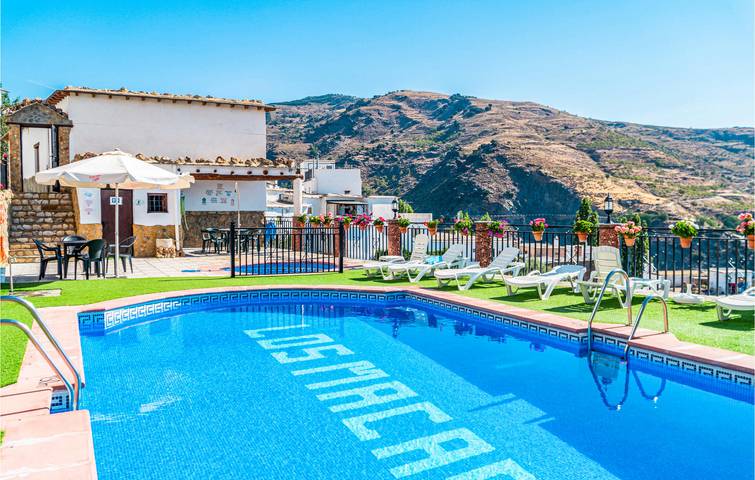Terraza Piscina Apartamento cerca de Restaurantes in Mecina Bombarón, Alpujarra de la Sierra