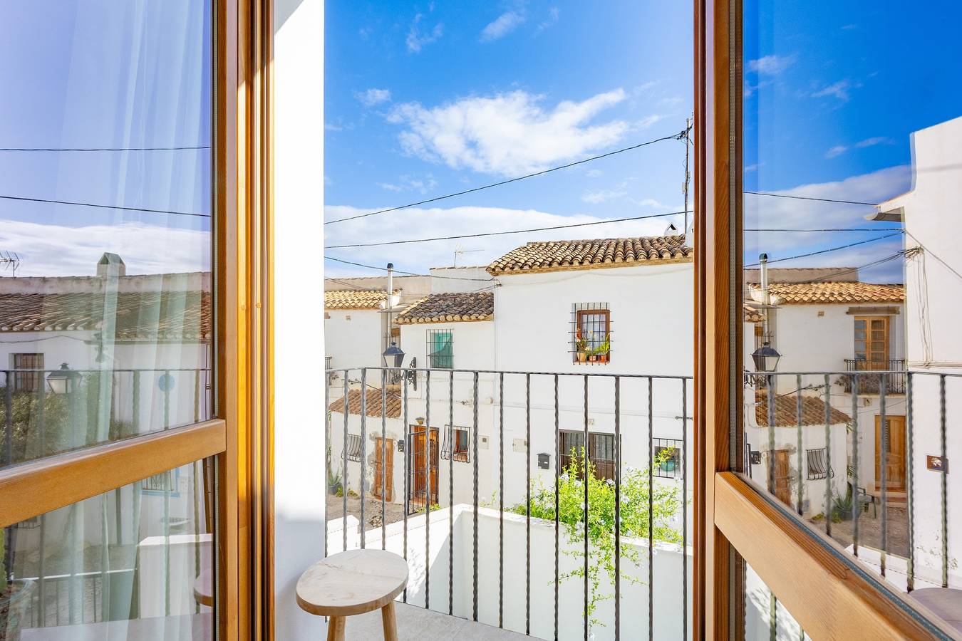 Habitación 'Altea 04' con piscina compartida, Wi-Fi y aire acondicionado. in Altea pueblo, Altea