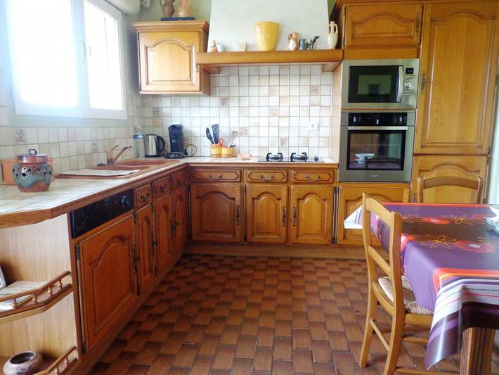 Gîte pour 6 personnes, avec jardin et vue, animaux acceptés à Bias - 4