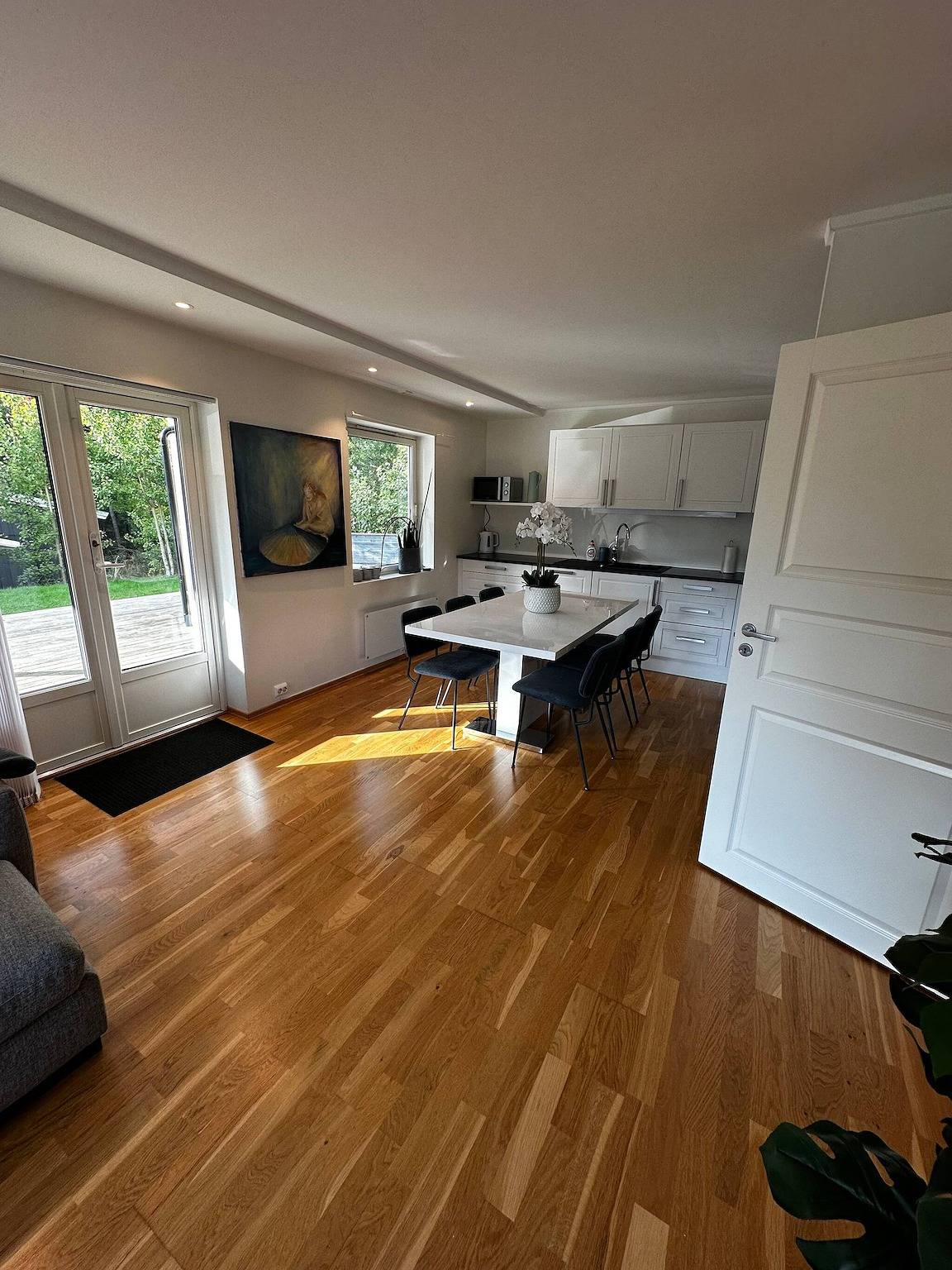 Hel lejlighed, Ferielejlighed for 6 personer in Kristiansand