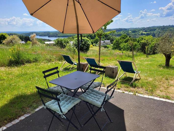 Location de vacances pour 3 personnes, avec vue sur le lac ainsi que vue et jardin, animaux acceptés dans Lac de la Triouzoune - 3