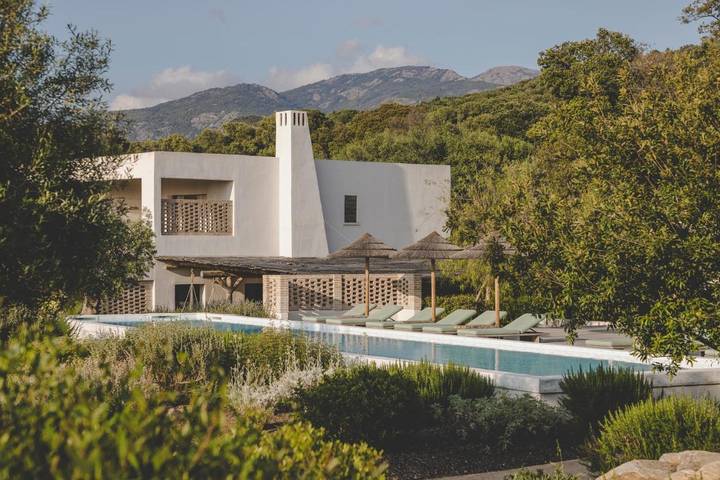 Hôtel pour 2 personnes, avec sauna et jardin ainsi que vue et piscine