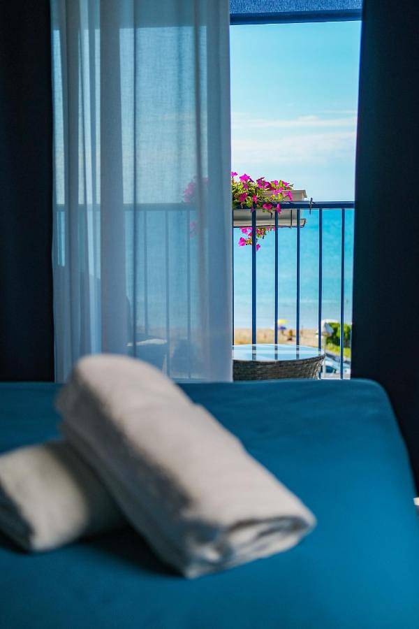 Appartamento per 4 persone, con Balcone e Terrazza nonché Giardino e Piscina a Castellaneta Marina