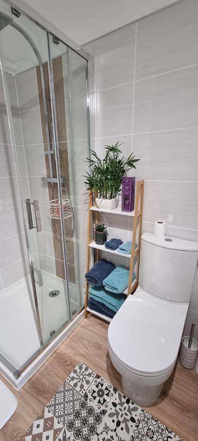 Appartement de vacances entier, Chambre St-Loup in Saint-Mathieu-de-Tréviers, Côte méditerranéenne (France)