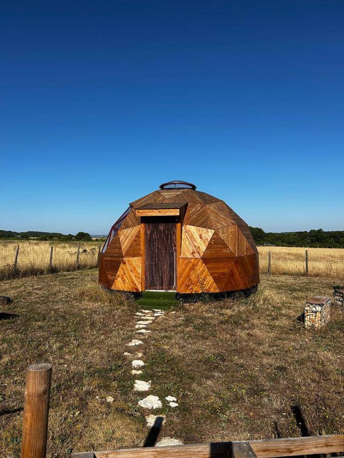 Gîte pour 2 personnes, avec Jardin et Vue à Brie