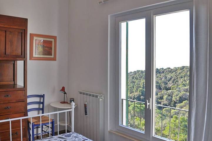 Apartamento entero, Fantásticas vistas, jardín privado, aire acondicionado, WIFI gratuito. in Quercianella, Livorno