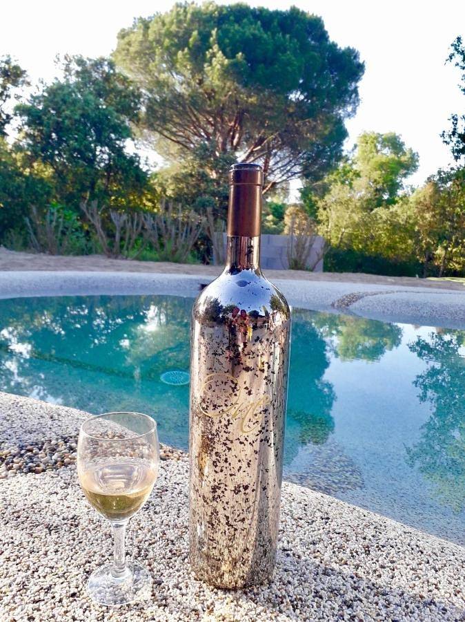 Appartement de vacances pour 2 personnes, avec jardin ainsi que piscine et vue