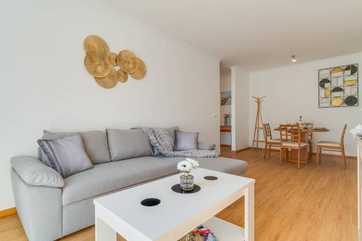 Ganze Wohnung, Estefânia Apartment in Santa Cruz (Madeira), Madeira