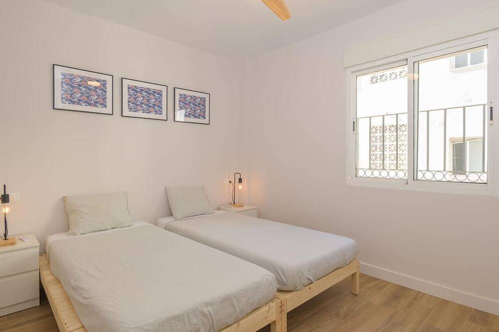 Entire apartment, Beach | Tennis | Pool | Terrace | Tennis | Hs Wifi in La Capellania, Benalmádena