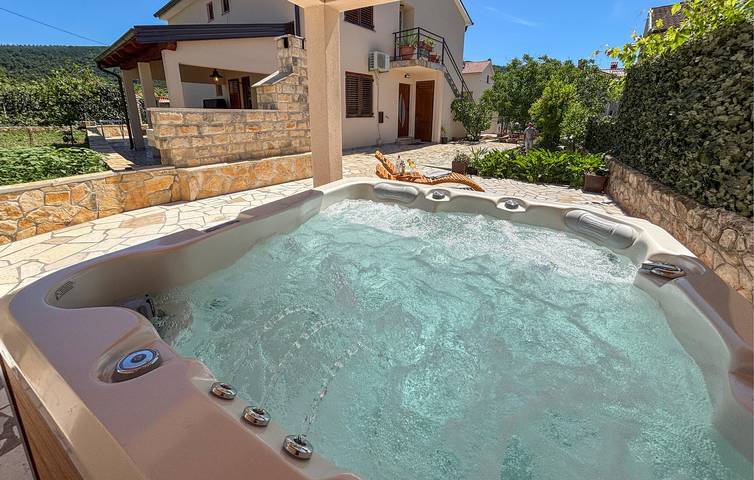 Gîte pour 5 personnes, avec terrasse et jardin, animaux acceptés à Cres - 3