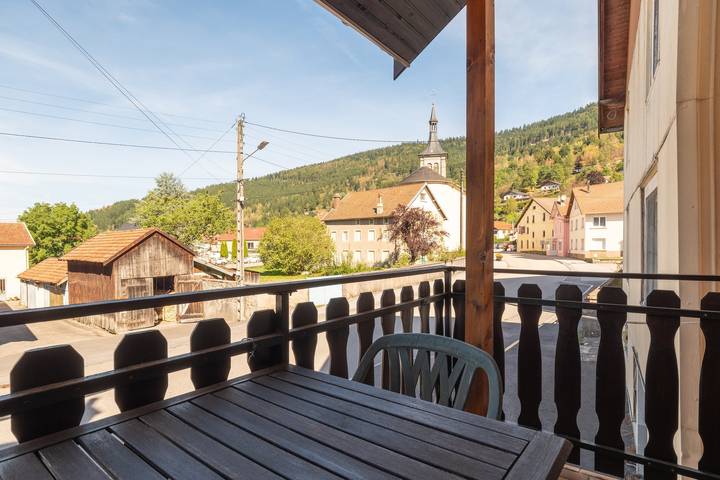 Gîte pour 6 personnes, avec Balcon et Jardin