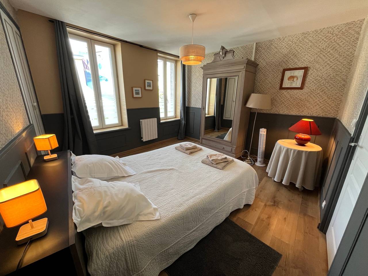 Vakantiehuis 'Maison Familiale Proche Mer' met Privé Terras en Wifi in Boulogne-sur-Mer, Boulogne-sur-Mer en omgeving