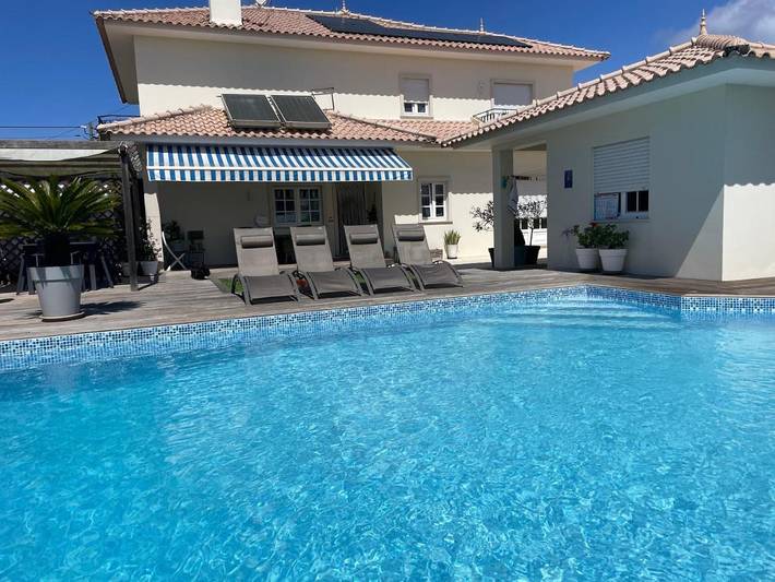 Location de vacances pour 4 personnes, avec Terrasse ainsi que Jardin et Piscine dans Gafanha da Nazaré