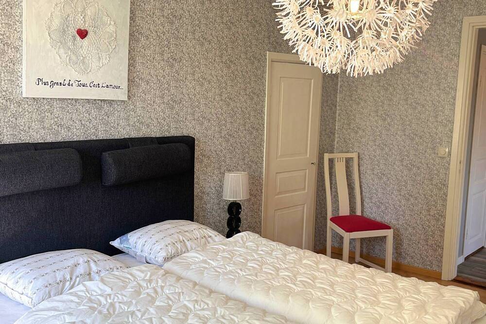 Connys Hus – Modernes Ferienhaus nahe Kosta Outlet & Glasreich in Småland in Kronoberg
