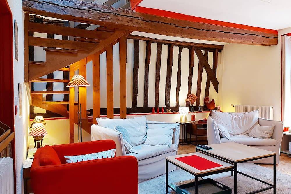 Casa con jardín en Châteaudun, cerca de París in Châteaudun, Región de Châteaudun