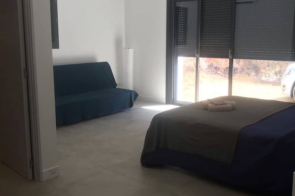 Villa Rossa, Contemporary Little corner of Paradise<br>2 minuti dalle spiagge! in Belgodere, Calvi e dintorni