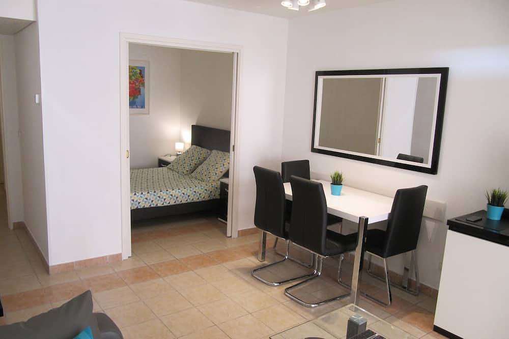 Apartamento entero, ¡Magnífico apartamento en una residencia segura a 50 metros de Mónaco! in Beausoleil, Nizza Region