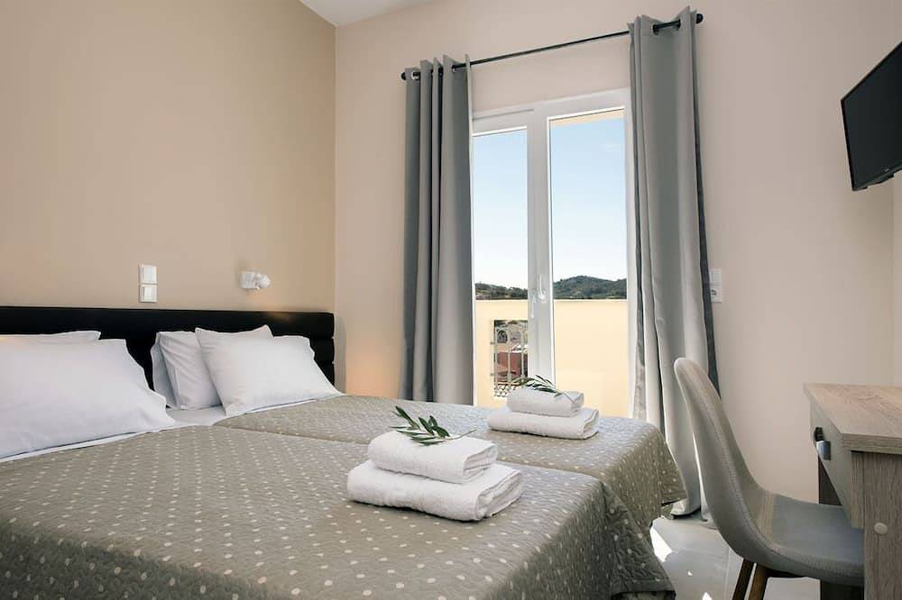 Two bedroom apartment with breathtaking seaviews in Kassiopi, Korfu