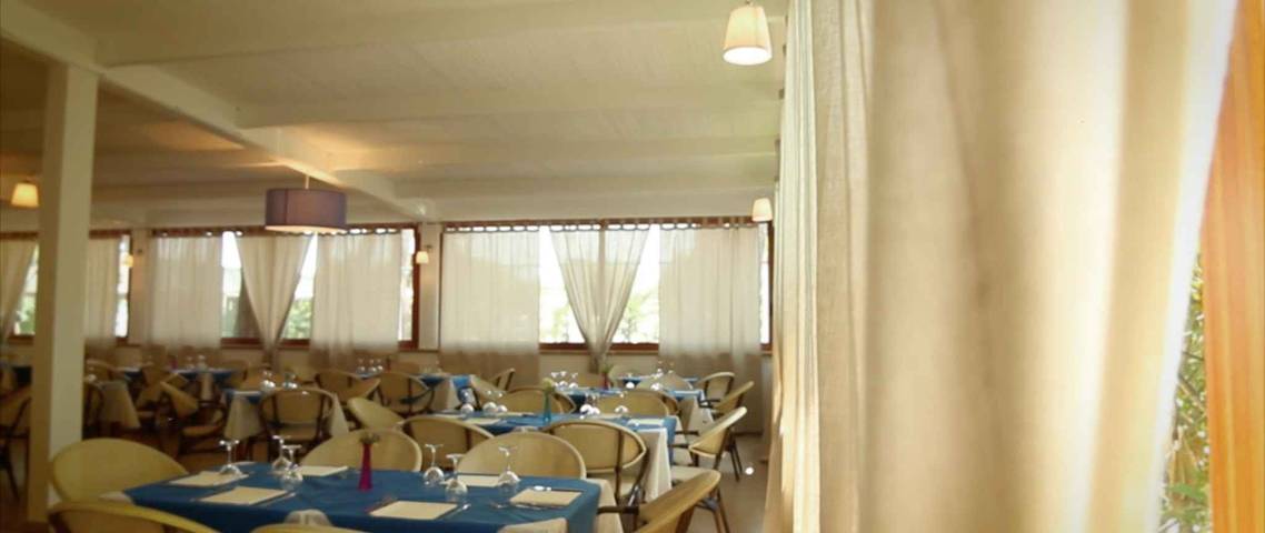 Mobilehome mit Klimaanlage und Terrasse  in Spiaggia di Rivabella, Gallipoli