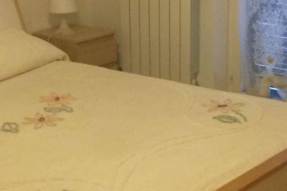 Ganze Wohnung, Haus am Meer im Borgio Verezzi in Borgio Verezzi, Riviera di Ponente
