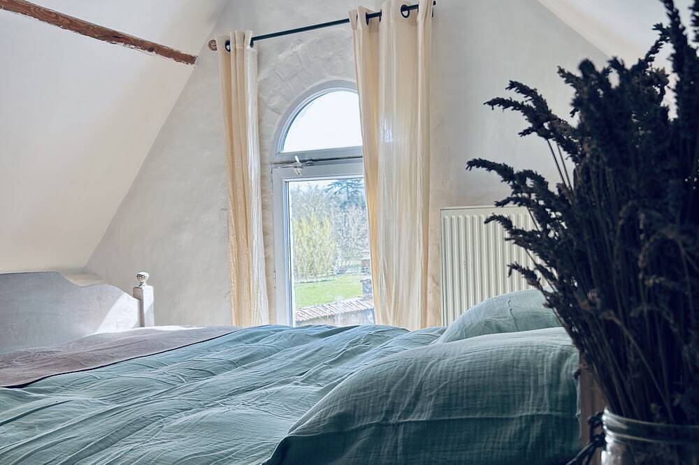 Country cottage 1 hour from Paris close to hiking trails and Monet’s house in Vexin-sur-Epte, Région de Les Andelys