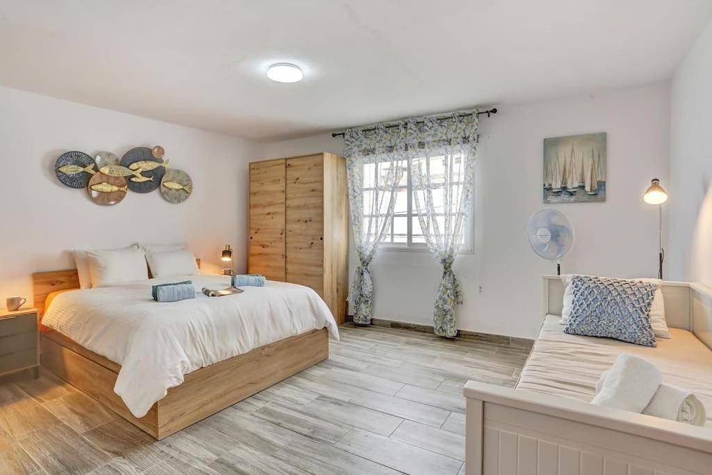 Apartamento entero, Casa Vistamar comfy 4bd few steps to the ocean in Las Playitas, Tuineje