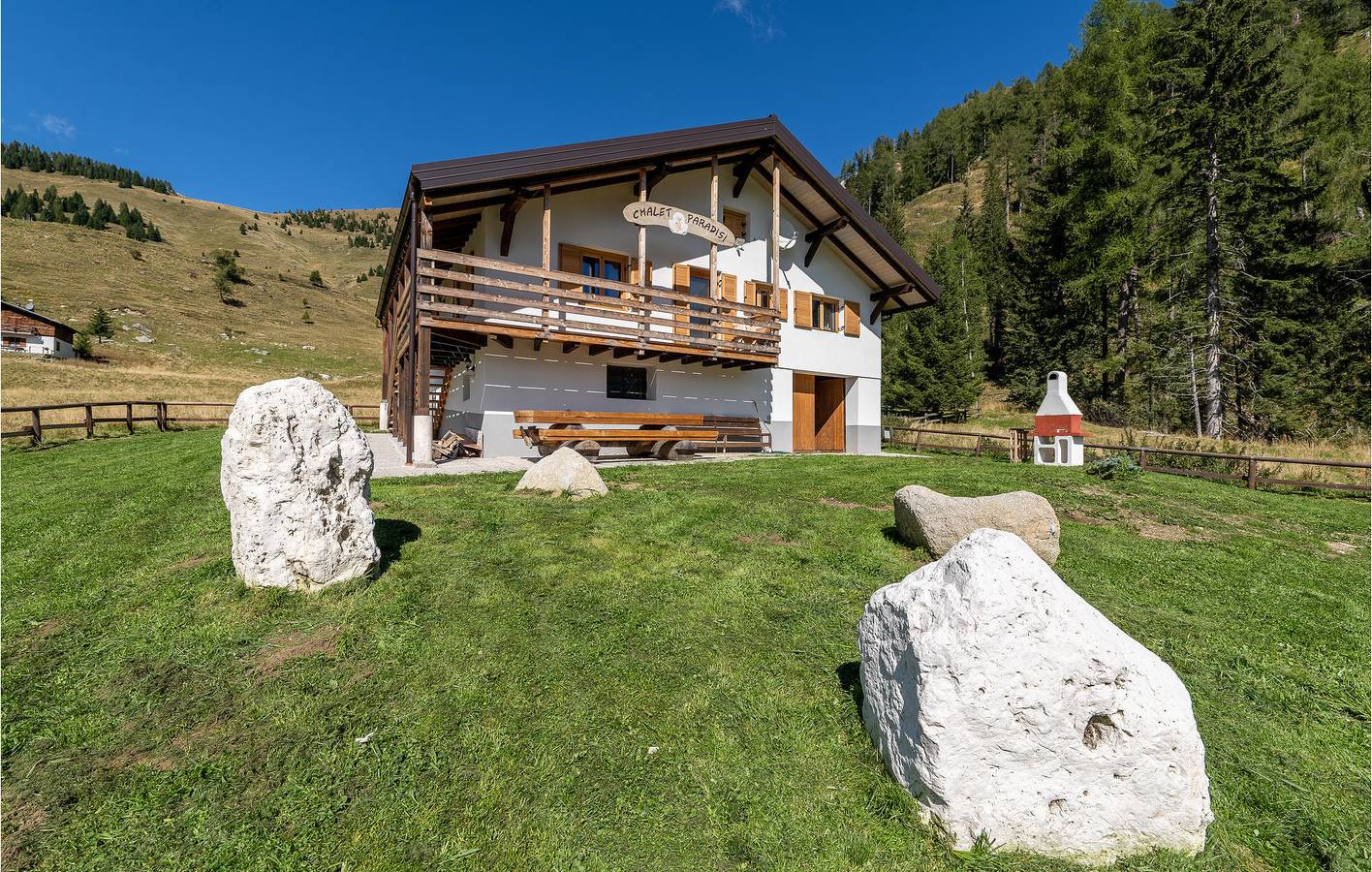 Appartement mit Bergblick, Parkplatz und WiFi in Castello Tesino, Valsugana