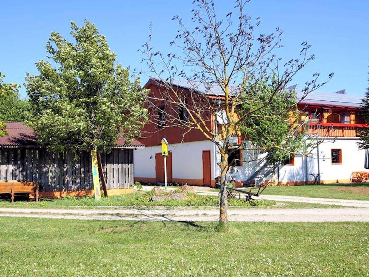One-Bedroom Apartment with Balcony in Waischenfeld, Frankenalb