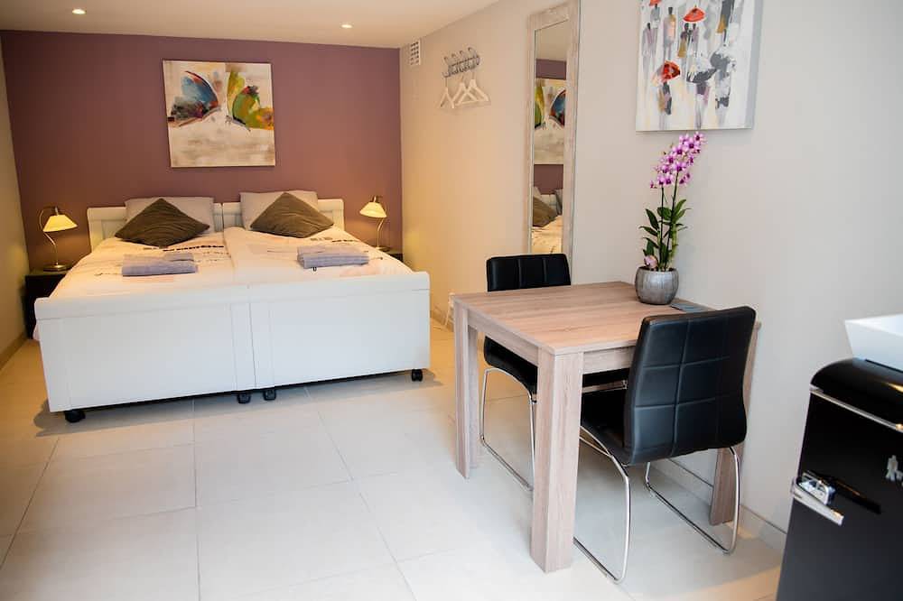 Geheel appartement, Luxe studio centraal in Nederland in Soesterberg, Provincie Utrecht