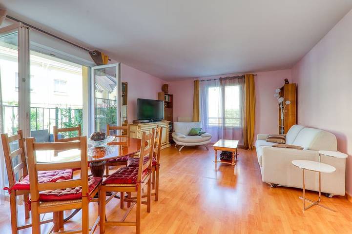 Appartement de vacances pour 6 personnes, avec terrasse à Serris