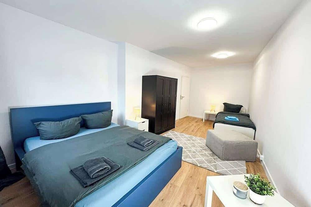 Ganze Wohnung, Große Gruppen im Süden Berlins in Großbeeren, Teltow-Fläming