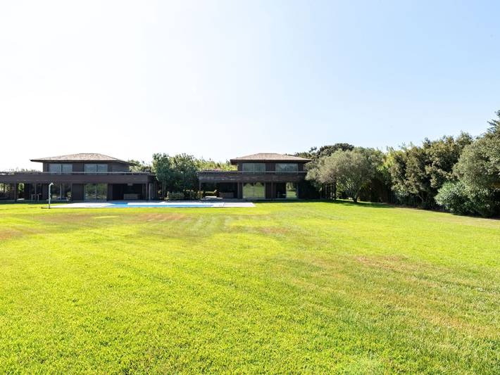 Gîte pour 4 personnes, avec terrasse et jardin ainsi que piscine et vue, animaux acceptés à Bonifacio - 3