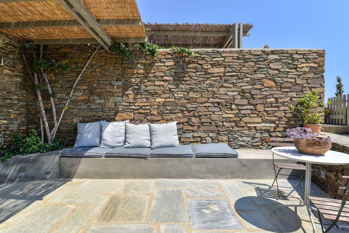 Dazzling Tinos See Front Studio | Domus Elia Studio | Breathtaking Sea Views | Private Furnished Terrace | Pet Friendly | Shared Outdoor Pool | Prime Location | Agios Romanos in Tinos