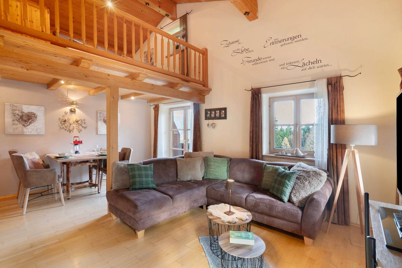 Ganze Wohnung, Ferienwohnung Rauschberg" mit Bergblick, Gemeinschaftsterrasse und Wlan in Ruhpolding, Bayerische Alpen