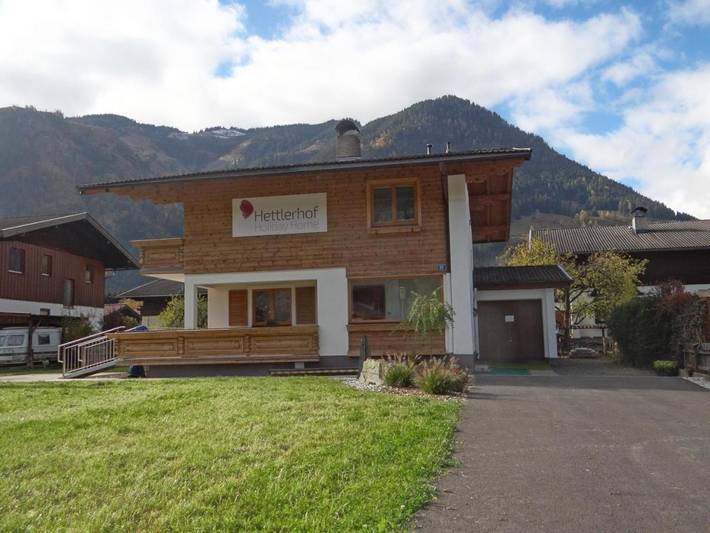 Ferienhaus für 14 Personen, mit Balkon und Terrasse sowie Garten und Sauna