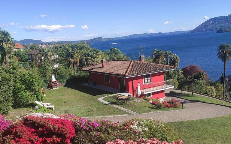 Location de vacances pour 4 personnes, avec vue ainsi que jardin et vue sur le lac dans Verbania - 2
