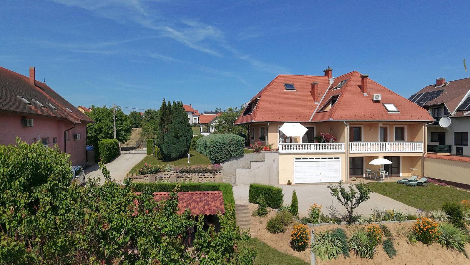 Ganze Ferienwohnung, Wohnung in Hévíz mit Eigenem Balkon in Heviz, Keszthely und Umgebung