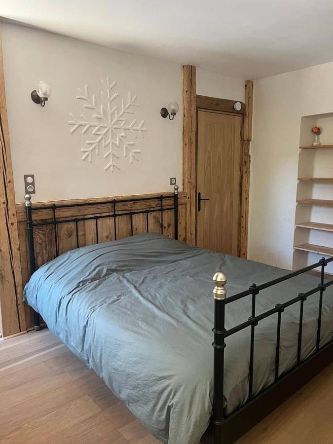 Location de vacances pour 2 personnes, avec vue et terrasse dans Val-de-Chaise - 2