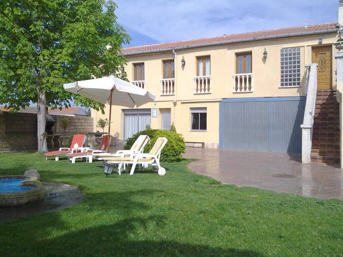 Holiday Home in Valtierra, Province de Navarra