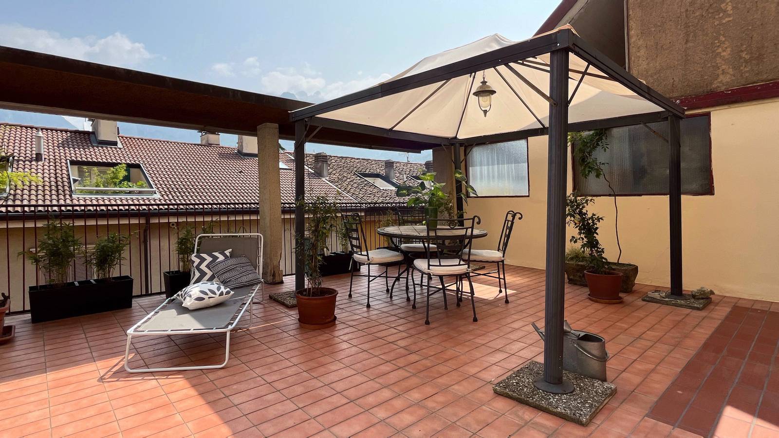 Apartamento entero, Terrazza in Centro - Affitti Brevi Italia in Lecco, Alpes de Bérgamo Occidental