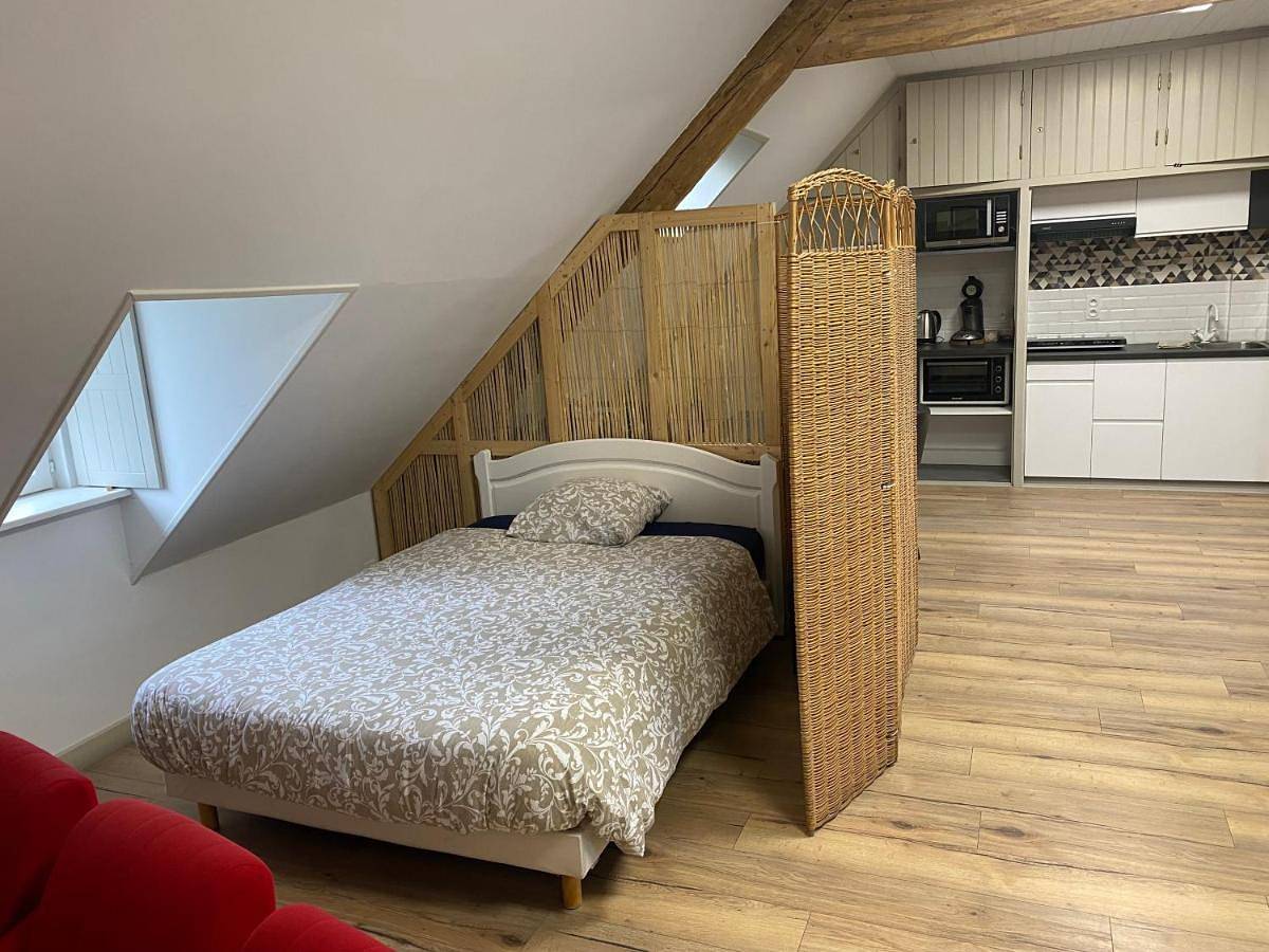 Appartement entier, One-Bedroom Apartment in Verton, Région de Montreuil