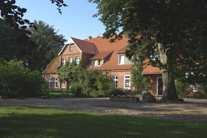 Ferienwohnung für 2 Personen, mit Terrasse und Garten sowie Sauna und Ausblick in Landkreis Uelzen