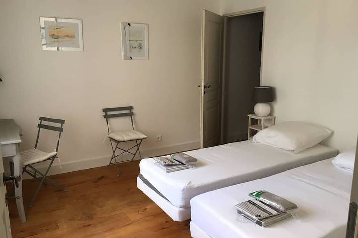 Location de vacances pour 14 personnes, avec terrasse et jardin à Sorgues - 3