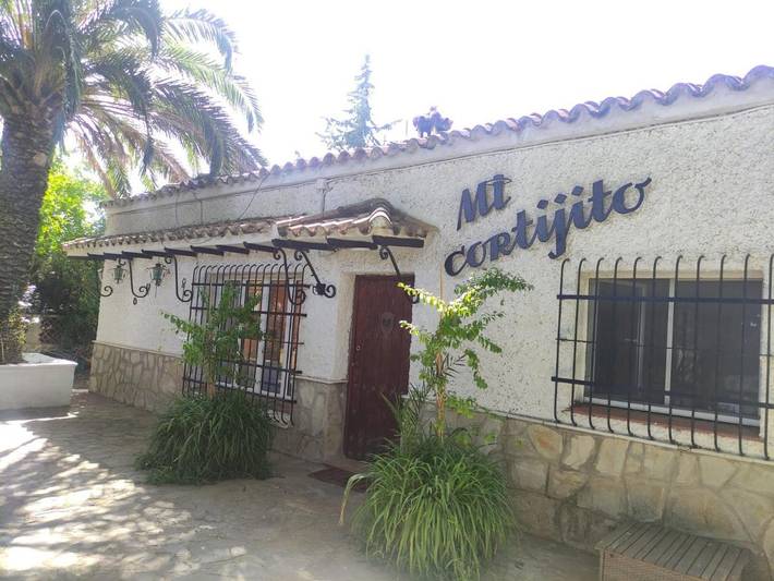 Casa rural para 6 personas, con Terraza además de Jardín y Piscina en Bornos - 2