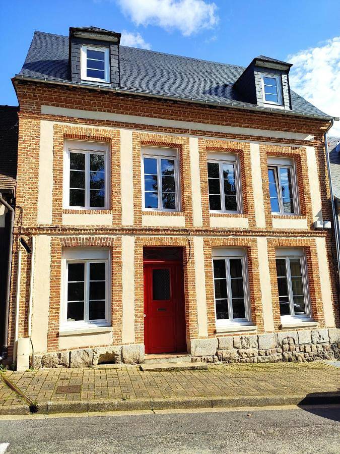 Location de vacances pour 7 personnes, avec Terrasse et Jardin à Saint-Saëns (Seine-Maritime)